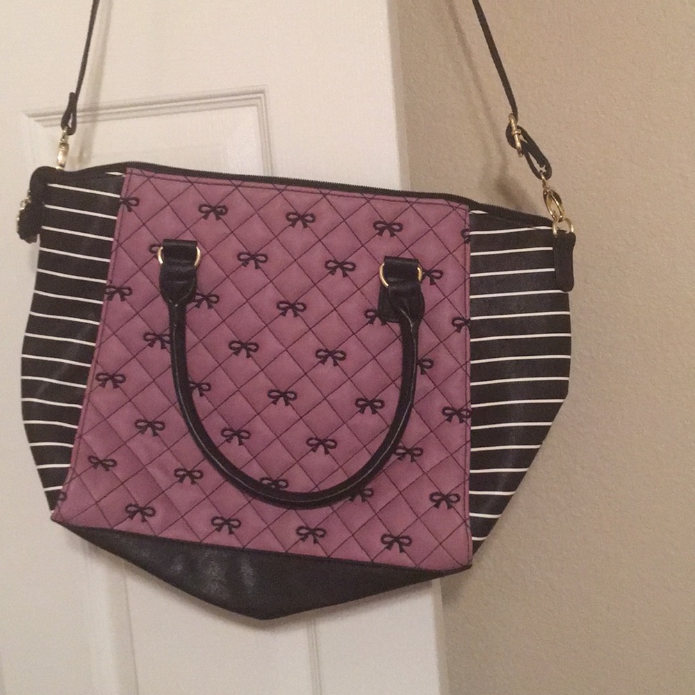 Betsey Johnson purse